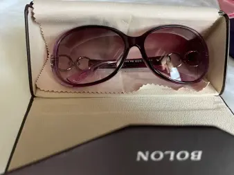 暴龙太阳镜便宜出，正品哦！